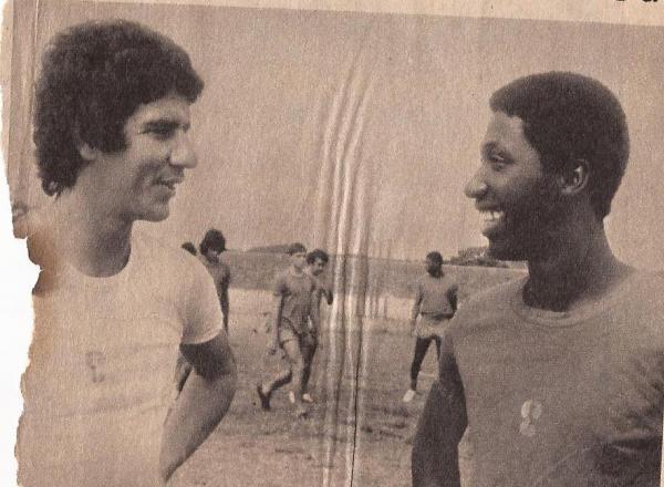 Joel e Anderson, atacante do ABC, rival na dcada de 1970