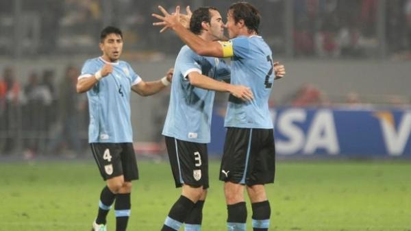 Godn e Lugano lideram o movimento dos jogadores uruguaios