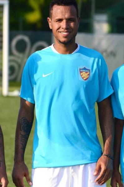 Depois de passagem pelo futebol chins, Lus Fabiano jogar no Brasil em 2017