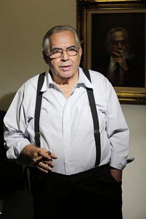 Eurico Miranda em seu escritrio